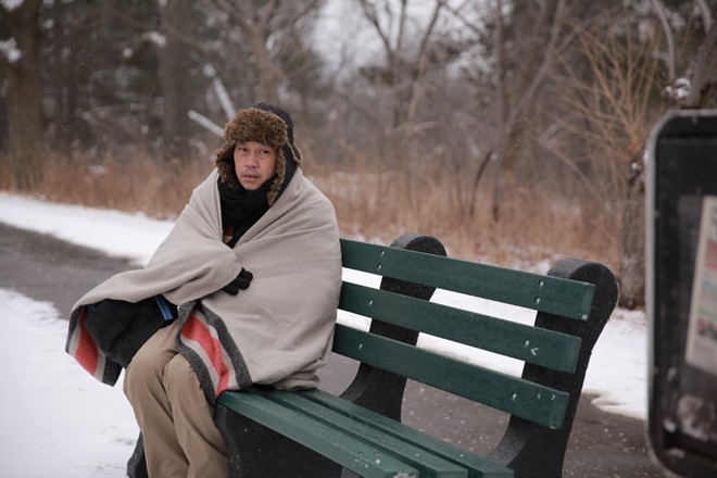 Theo dõiDạ cổ hoài lang, khán giả phần nào có thể lập tức hiểu được tại sao ê-kíp làm phim mất tới ba năm mới có thể hoàn thành bộ phim. Theo dõiDạ cổ hoài lang, khán giả phần nào có thể lập tức hiểu được tại sao ê-kíp làm phim mất tới ba năm mới có thể hoàn thành bộ phim.