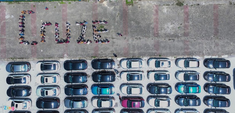 Cruze Club thành lập từ năm 2015, với số lượng thành viên ban đầu khoảng 200 người. Đây là những người yêu thích và sử dụng dòng xe Chevrolet Cruze và Lacetti. Không chỉ tập trung tại Hà Nội, Cruze Club hiện có các chi hội hoạt động tại các địa phương như Bắc Ninh, Thanh Hoá, Hoà Bình, Bắc Giang, Hải Dương, Cao Bằng... Ảnh:Cruze Club. Cruze Club thành lập từ năm 2015, với số lượng thành viên ban đầu khoảng 200 người. Đây là những người yêu thích và sử dụng dòng xe Chevrolet Cruze và Lacetti. Không chỉ tập trung tại Hà Nội, Cruze Club hiện có các chi hội hoạt động tại các địa phương như Bắc Ninh, Thanh Hoá, Hoà Bình, Bắc Giang, Hải Dương, Cao Bằng... Ảnh:Cruze Club.