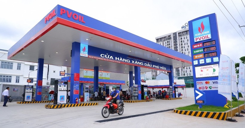 PV Oil cũng là cái tên được dự báo sẽ được hưởng lợi từ Nghị định mới về kinh doanh xăng dầu. 20220713-p1-7302.jpg