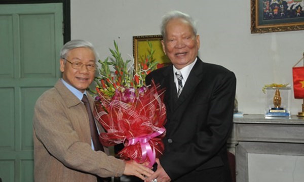 Đại tướng Lê Đức Anh: Nhà chính trị - quân sự xuất sắc ảnh 2 Tổng Bí thư Nguyễn Phú Trọng chúc mừng sinh nhật Đại tướng Lê Đức Anh