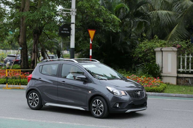 Fadil Plus có giá 429.000.000 đồng (đã bao gồm VAT) Fadil Plus có giá 429.000.000 đồng (đã bao gồm VAT)