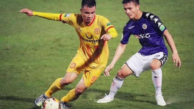"Hazard thành Nam" Lê Sỹ Minh lập siêu phẩm sút xa vào lưới Hà Nội (ảnh Fox) "Hazard thành Nam" Lê Sỹ Minh lập siêu phẩm sút xa vào lưới Hà Nội (ảnh Fox)