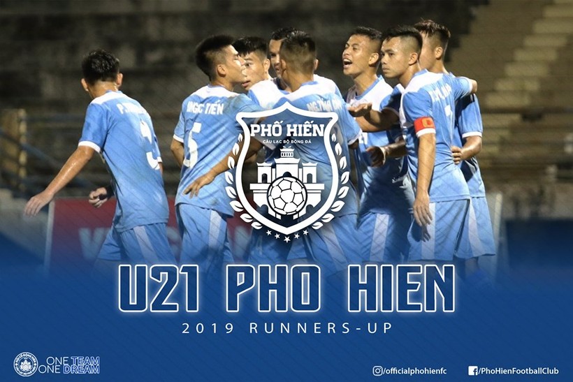 Các cầu thủ U21 Phố Hiến vừa đoạt ngôi Á quân tại giải U21 quốc gia. Ảnh PHFC.