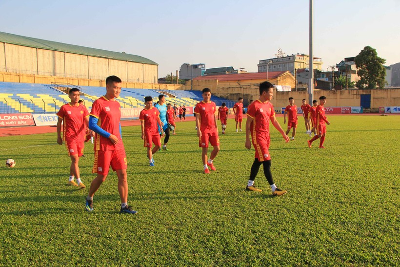 Cầu thủ Thanh Hóa đã tập trung từ 5/12 để tập luyện chuẩn bị cho V.League 2020. Ảnh Mạnh Cường.