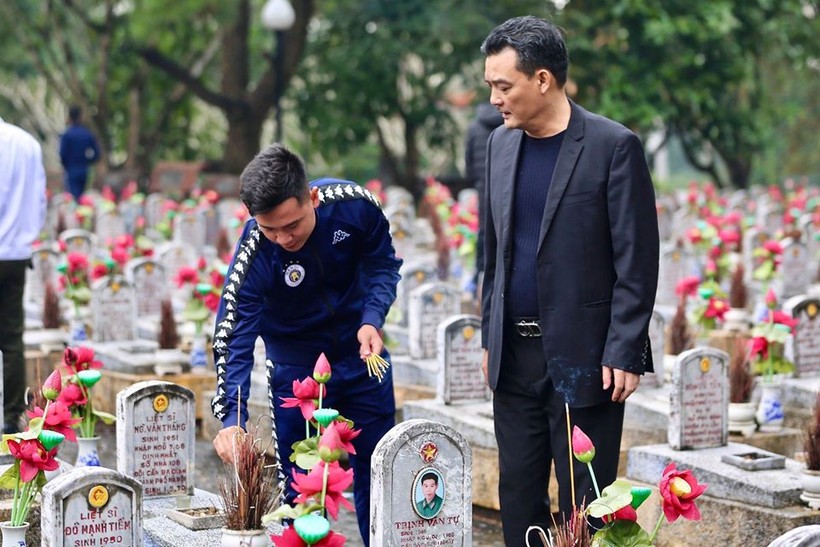 Các hoạt động thường niên đầu mùa giải. Ảnh HNFC.