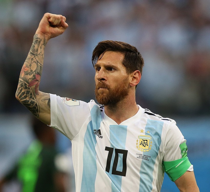 Leo Messi vẫn là "vua không ngai". Ảnh AP