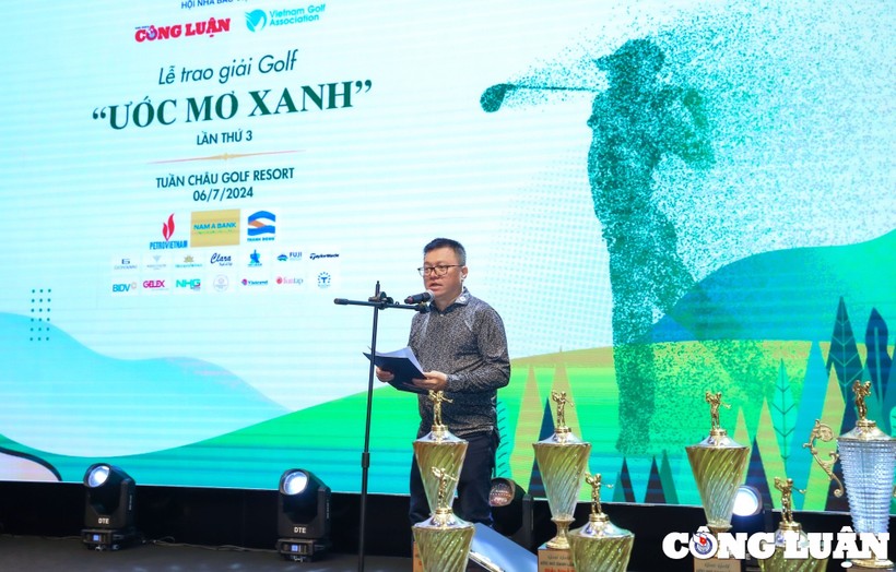 Ông Lê Quốc Minh - Ủy viên Trung ương Đảng, Tổng Biên tập Báo Nhân dân, Phó Trưởng ban Tuyên giáo Trung ương, Chủ tịch Hội Nhà báo Việt Nam. Ông Lê Quốc Minh - Ủy viên Trung ương Đảng, Tổng Biên tập Báo Nhân dân, Phó Trưởng ban Tuyên giáo Trung ương, Chủ tịch Hội Nhà báo Việt Nam.