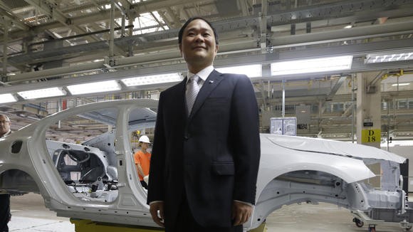 Tỷ phú Trung Quốc trở thành cổ đông lớn nhất của tập đoàn Daimler ảnh 1 Tỷ phú Trung Quốc trở thành cổ đông lớn nhất của tập đoàn Daimler ảnh 1