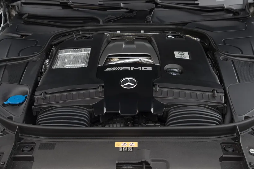 5 điều thú vị bạn nên biết trước khi muốn sở hữu Mercedes-AMG S63 2018 ảnh 1