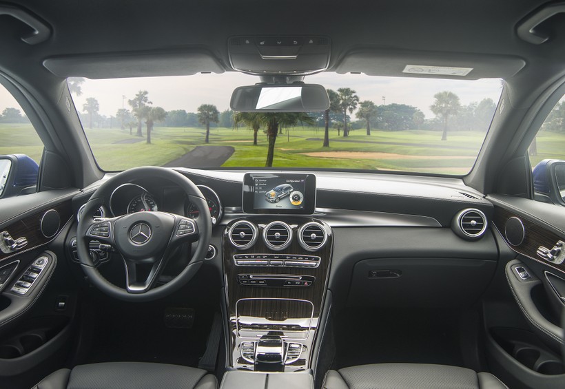 Mercedes-Benz GLC 200 chốt giá bán 1,684 tỷ đồng   ảnh 1