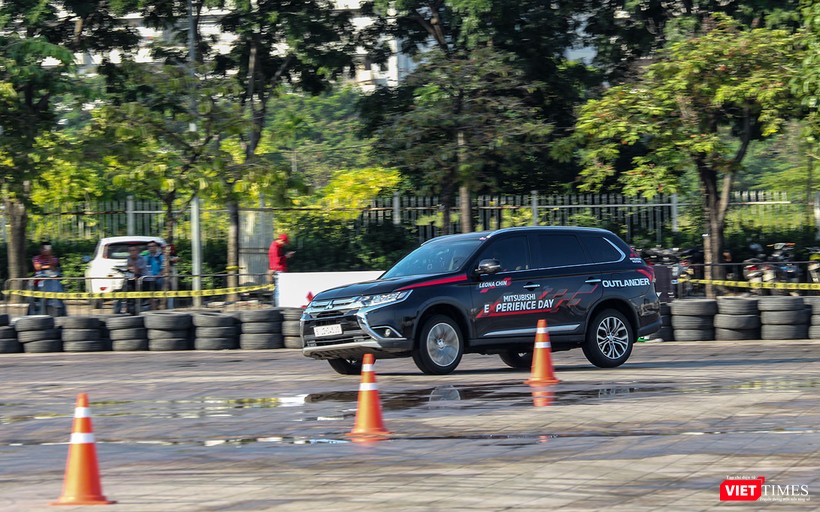 Mitsubishi Triton và Outlander sẽ là 2 mẫu xe thể hiện màn biểu diễn drift trong 3 ngày trải nghiệm.