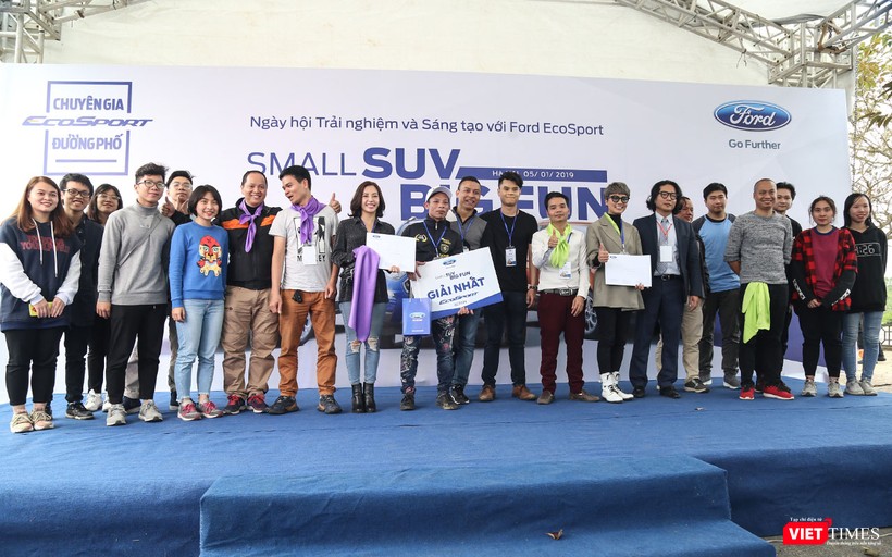 Sự kiện Trải nghiệm và sáng tạo cùng Ford EcoSport tại Đồng Mô được xem là hoạt động đánh dấu cột mốc đáng nhớ chiếc xe EcoSport thứ 20.000 xuất xưởng tại Việt Nam. Sự kiện Trải nghiệm và sáng tạo cùng Ford EcoSport tại Đồng Mô được xem là hoạt động đánh dấu cột mốc đáng nhớ chiếc xe EcoSport thứ 20.000 xuất xưởng tại Việt Nam.