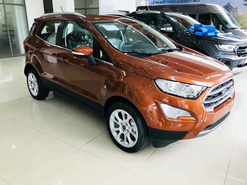 Nhiều mẫu xe Ford giảm giá mạnh từ 40-150 triệu đồng