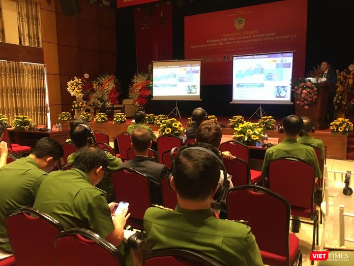 Toạ đàm "Các phương tiện PCCC và CNCH thông minh ứng dụng thành tựu CMCN 4.0