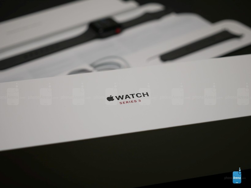Mở hộp đồng hồ thông minh Apple Watch 3 ảnh 1 Mở hộp đồng hồ thông minh Apple Watch 3 ảnh 1