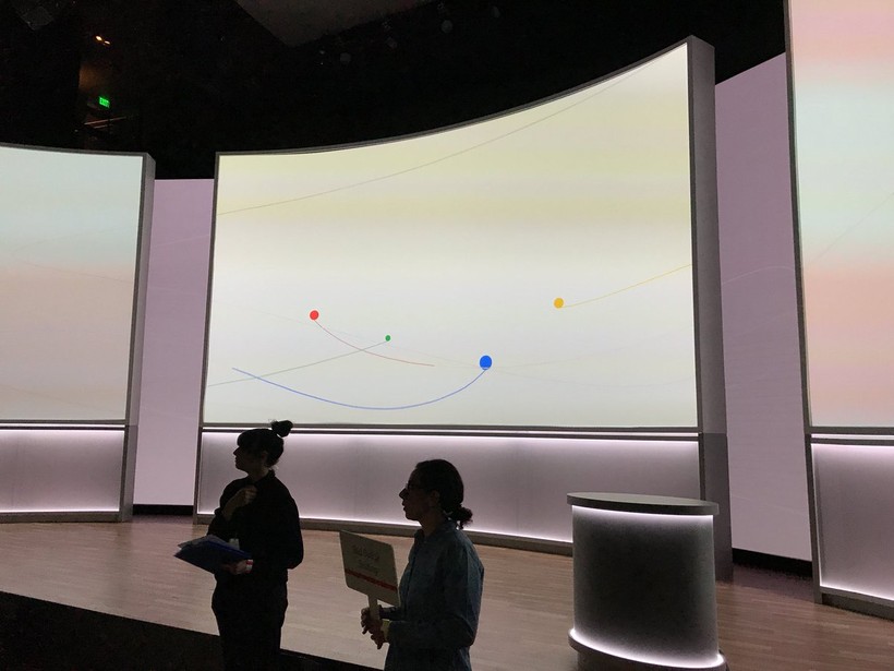 Google Pixel 2 và Pixel 2 XL đã ra mắt: công nghệ camera AR giống iPhone X, giá khởi điểm 649 USD và 849 USD ảnh 41