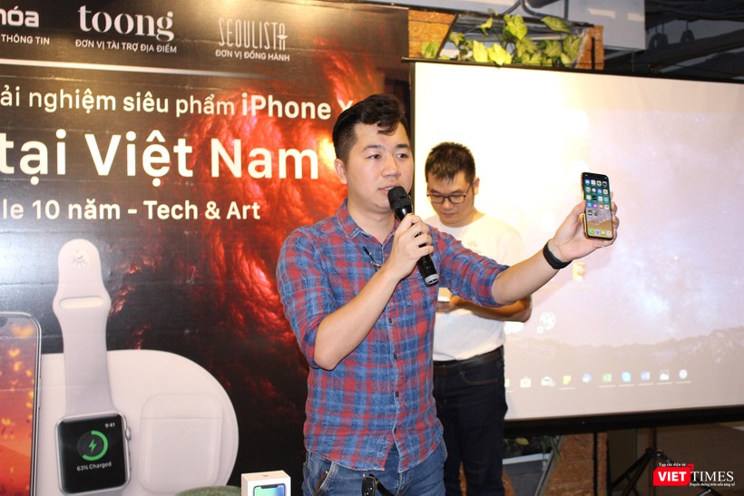 Từ iPhone đời đầu đến iPhone X lần đầu tiên hội tụ trong một triển lãm tại Hà Nội ảnh 15 Từ iPhone đời đầu đến iPhone X lần đầu tiên hội tụ trong một triển lãm tại Hà Nội ảnh 15