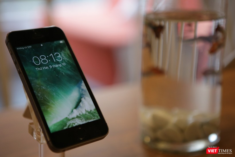 Từ iPhone đời đầu đến iPhone X lần đầu tiên hội tụ trong một triển lãm tại Hà Nội ảnh 10 Từ iPhone đời đầu đến iPhone X lần đầu tiên hội tụ trong một triển lãm tại Hà Nội ảnh 10