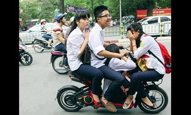 Cười đau bụng với "Người vận chuyển" phiên bản Việt Nam ảnh 6