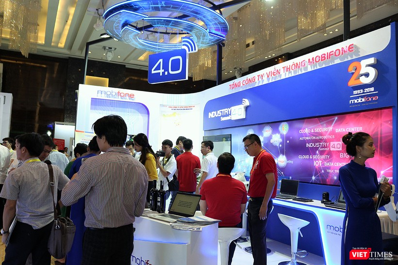 MobiFone cũng đem đến triển lãm một số dịch vụ mới