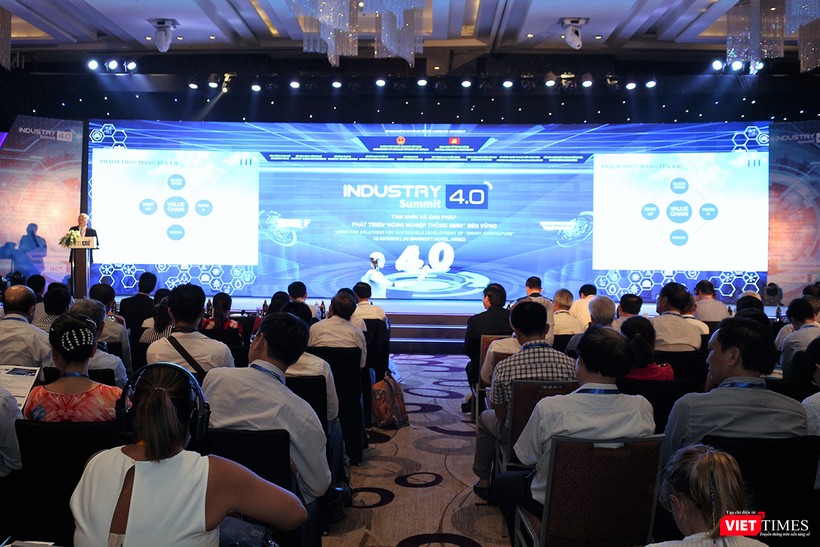 Phiên hội thảo về "Phát triển nông nghiệp thông minh bền vững" đã thu hút rất nhiều người tham dự