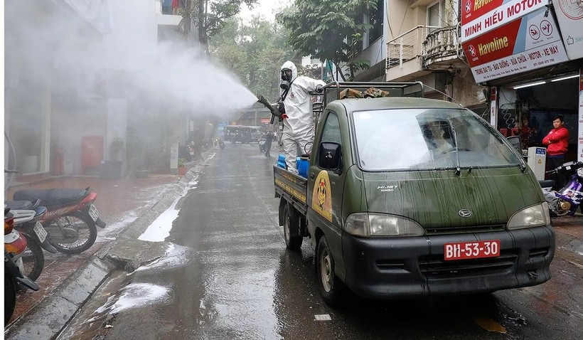 Báo Bưu điện Buổi sáng Hoa Nam nói gì về sự giận dữ của cộng đồng mạng Việt Nam với bệnh nhân số 17