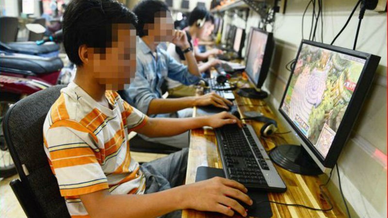 Trò chơi điện tử lôi cuốn trẻ vị thành niên (ảnh: báo Pháp luật)