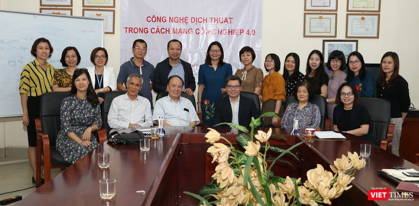 ông Nguyễn Ái Việt và các chuyên gia dịch thuật, các giảng viên ngoại ngữ tại Viện Ngoại ngữ, ĐH Bách Khoa Hà Nội ông Nguyễn Ái Việt và các chuyên gia dịch thuật, các giảng viên ngoại ngữ tại Viện Ngoại ngữ, ĐH Bách Khoa Hà Nội