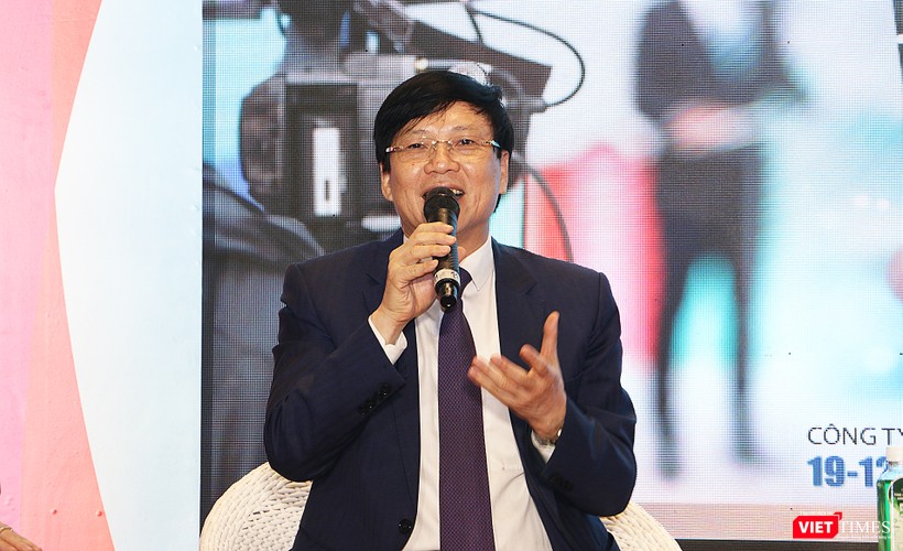 Nhà báo Hồ Quang Lợi - Phó Chủ tịch Hội Truyền thông số Việt Nam, nguyên Phó Chủ tịch Hội Nhà báo Việt Nam Nhà báo Hồ Quang Lợi - Phó Chủ tịch Hội Truyền thông số Việt Nam, nguyên Phó Chủ tịch Hội Nhà báo Việt Nam