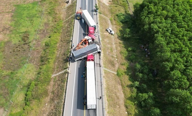 tai nan cam lo la son.jpg