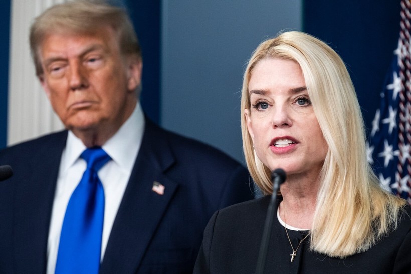 New York Times Bo truong Tu phap My Pam Bondi - New York Times.jpg