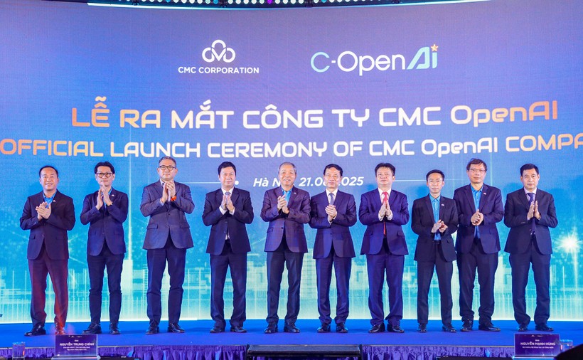 Toàn cảnh lễ ra mắt công ty CMC OpenAI