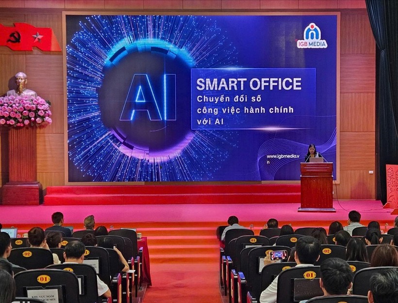 Bà Nguyễn Thị Ngọc Châm - Giám đốc Công ty Cổ phần IGB Media là người trực tiếp hướng dẫn buổi tập huấn ad-4nxedkpef5zmh3bo-uphlrj-pf1xkzfbbc4vwblwo7-cn6uiy5b5hn-a0uucwwk0cjwx7oxnocvrp1lrxmrpgcdzkp5rgkyc9g6ojnzoxf90z-n4sqyrrho-hpgdwqkk-wxmlztsx88ehtoeo3zru9w-8598.jpg