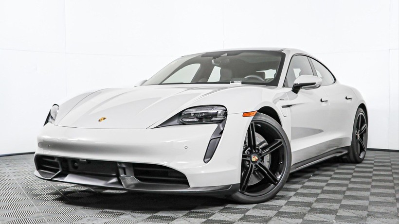 Porsche Taycan Turbo S, xe năng lượng xanh có giá cao nhất tại thị trường Việt với hơn 9,5 tỉ đồng 8653c1e3b94b7f7b82636020db0e408d.jpg