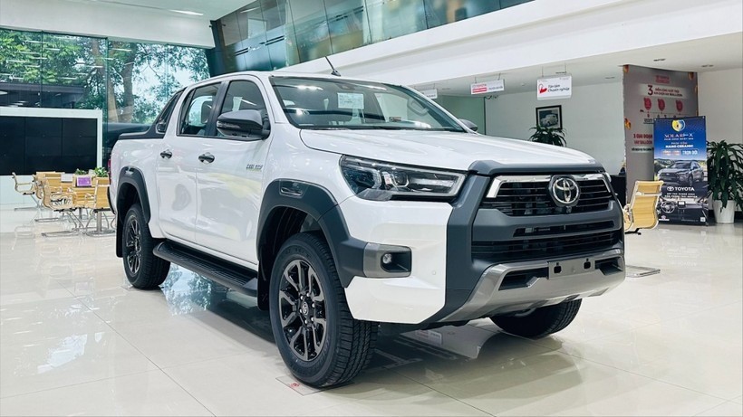 Toyota Hilux đã bán ra tổng 308 chiếc trong tháng đầu tiên ra mắt, gấp đôi so với số xe cộng dồn trong cả năm 2023 z5441509752041-dd550c75766f55aaf.jpg