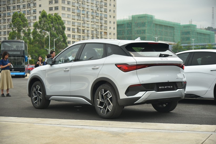 byd-atto-3-42-171393448539217618.jpg