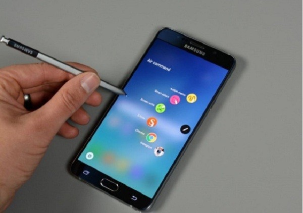 Có đến 90% người dùng chọn tiếp tục chờ phiên bản sửa lỗi của Note 7.