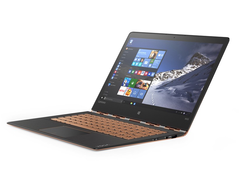 Thương gia ưu tiên sự tiện lợi, bền bỉ và bảo mật khi lựa chọn laptop.