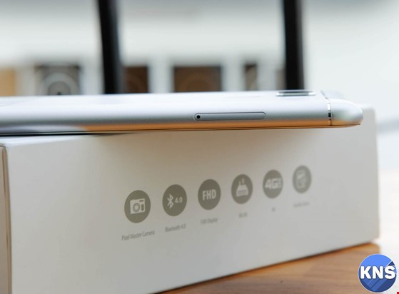 Trên tay chiếc smartphone lấy nét siêu nhanh ảnh 4