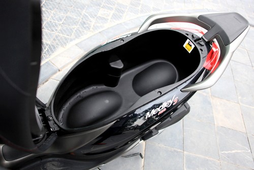 Cuộc chiến xe ga cao cấp tại Việt Nam ảnh 2