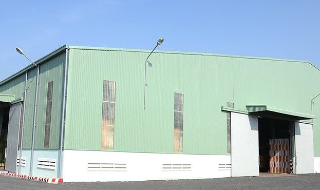 Út trọc lại bị khởi tố, lần này là về tội “Lợi dụng chức vụ, quyền hạn gây ảnh hưởng đối với người khác để trục lợi” ảnh 6 Đằng sau thái độ ương ngang của một công trình “từng không phép“