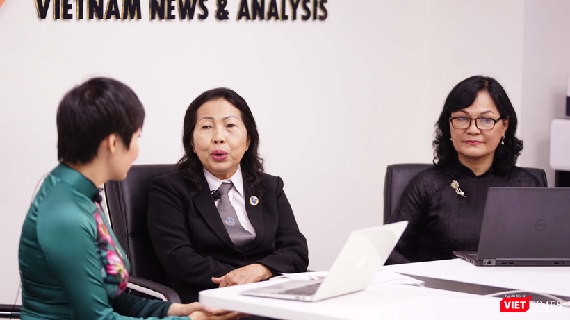 Luật sư Trần Thị Ngọc Nữ (giữa ảnh) đề nghị cần xử lý mạnh các vụ xâm hại tình dục trẻ em Luật sư Trần Thị Ngọc Nữ (giữa ảnh) đề nghị cần xử lý mạnh các vụ xâm hại tình dục trẻ em