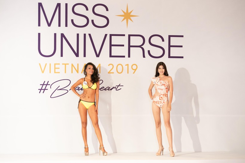 Thí sinh Hoa hậu Hoàn vũ Việt Nam 2019 trình diễn bikii