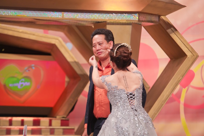 Hai vợ chồng diễn viên Lê Nam Hai vợ chồng diễn viên Lê Nam