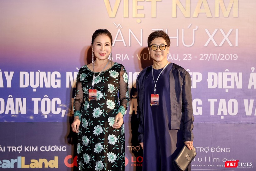 NSND Thành Lộc và diễn viên Kim Xuân