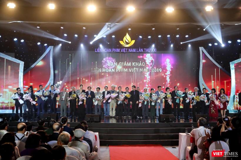 Ban Giám khảo LHP Việt Nam lần thứ 21