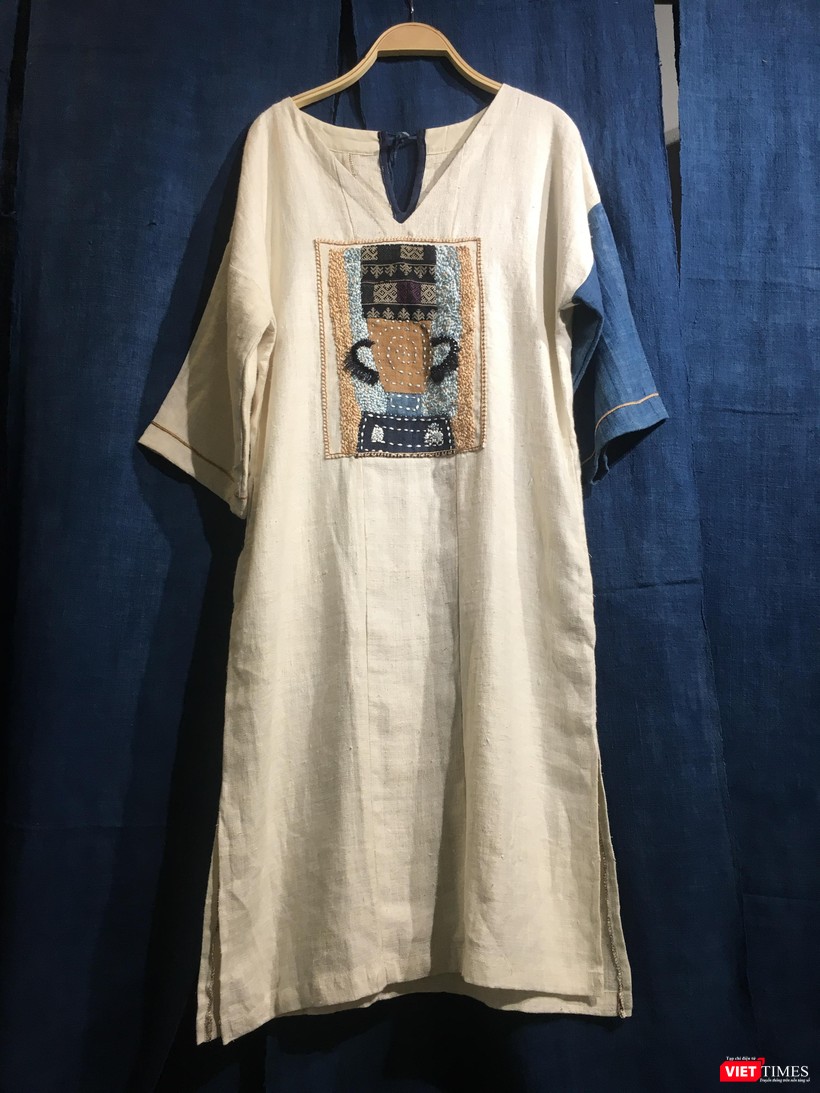 Những thiết kế mỹ thuật độc đáo trên vải truyền thống