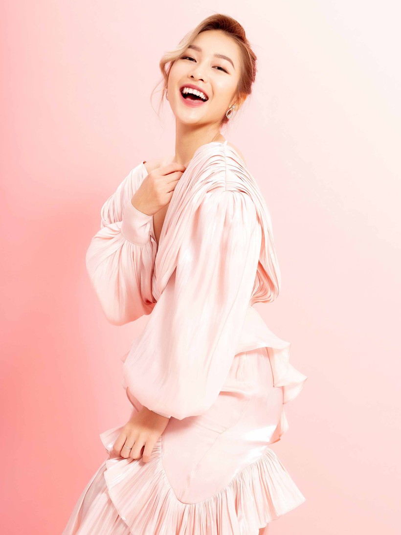 Mang sức trẻ đến cho khán giả Việt