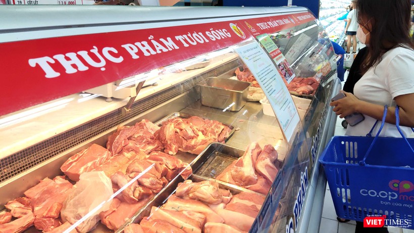 Bắt buộc đeo khẩu trang nơi công cộng, đi siêu thị, chợ