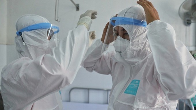 Phòng cách ly áp lực âm có thật sự làm phát tán virus mạnh hơn như ý kiến của nguyên Cục trưởng Cục Y tế Dự phòng?